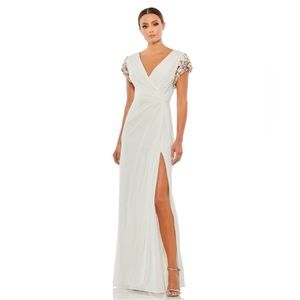 Mac Duggal Embelished Sleeve Jersey Wrap Gown White Size 4